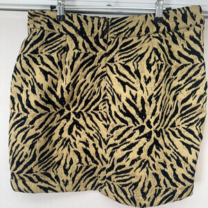 Women's Soncy Skirt Size 12 Gold Black Animal Print